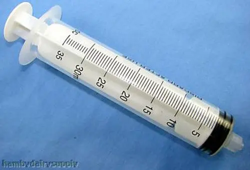 Disposable Syringe (60Ml) 1