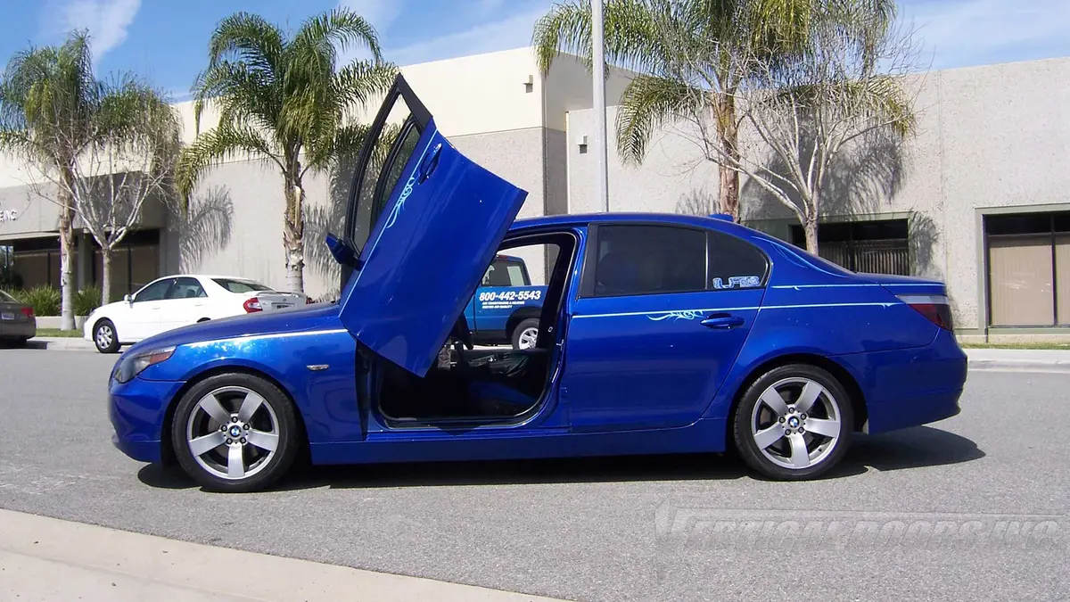 Vertical Doors Kit Compatible Bmw 5 Series 2003-2010 Sedan 1