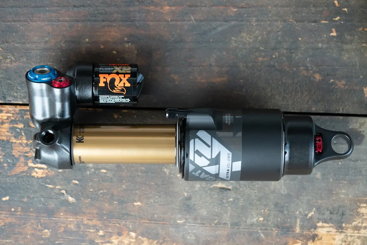 Fox Float X2 Factory 225X75 1
