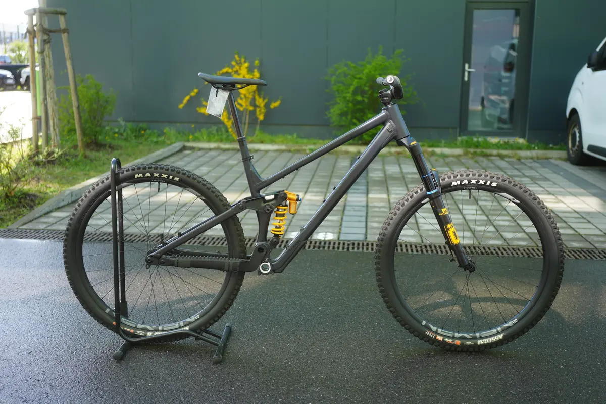 Jibb V2 Rolling Chassis - Large 1