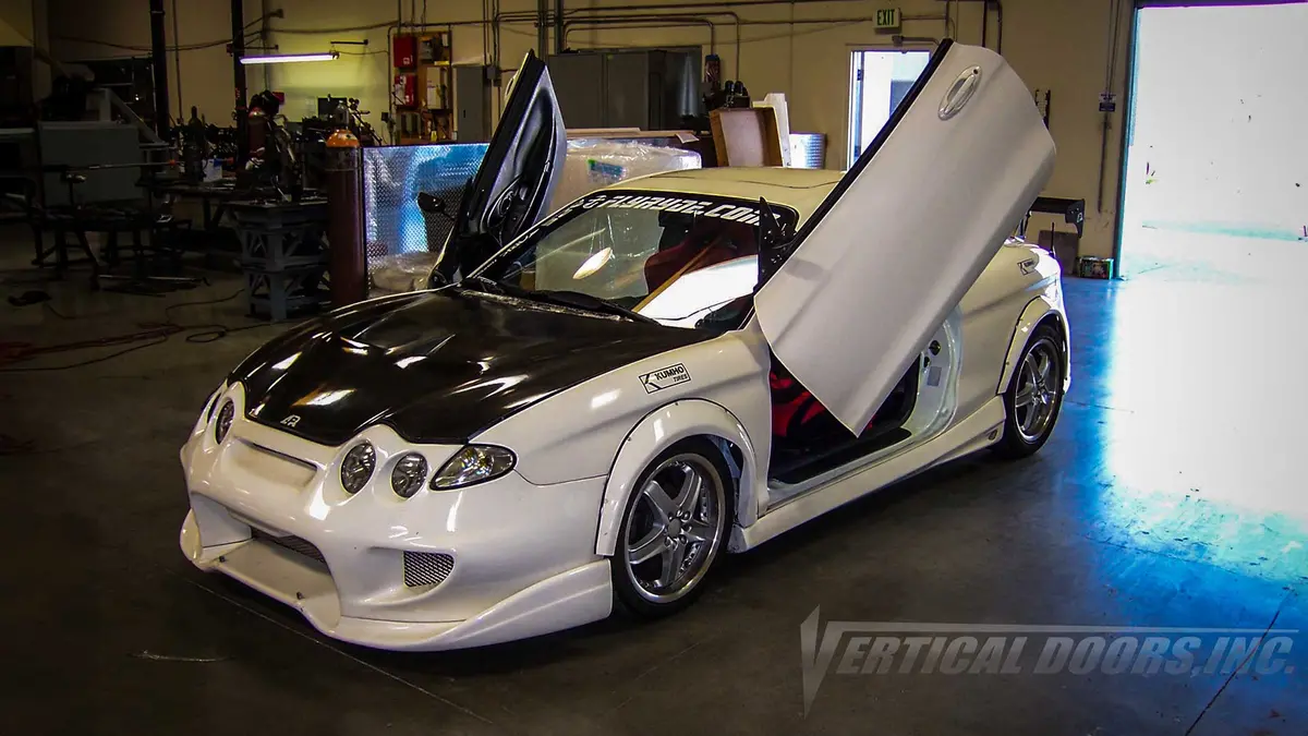 Vertical Doors Kit Compatible Hyundai Tiburon 2000-2001 Special Order Kit 1