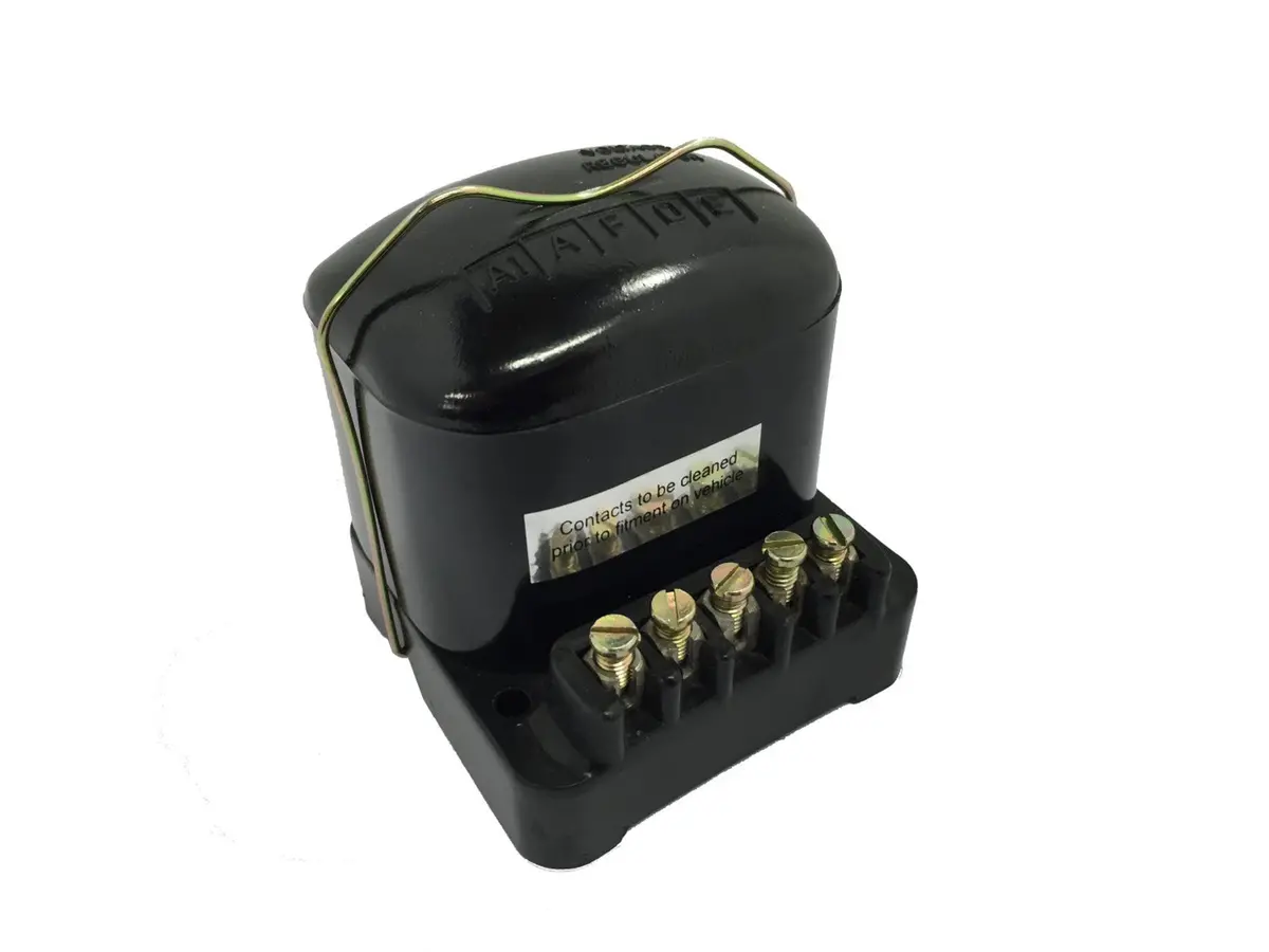 Wosp Lmdr003 Dynator (Dynamo Style) Fits Lucas Regulator Box - Stud Terminals 1