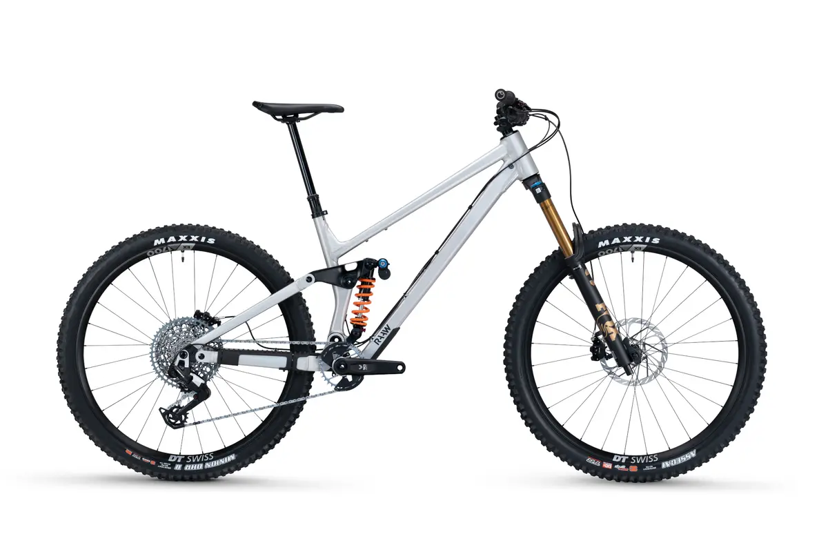 Madonna V3.2 Fox Factory Complete Bike 1