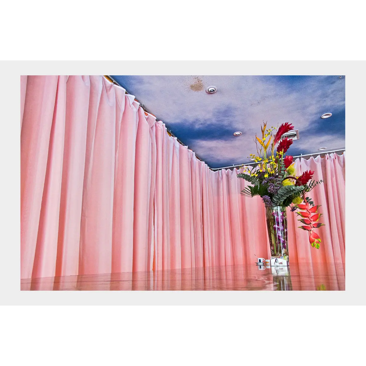Restaurant Ceiling And Curtain, Florida Usa 1