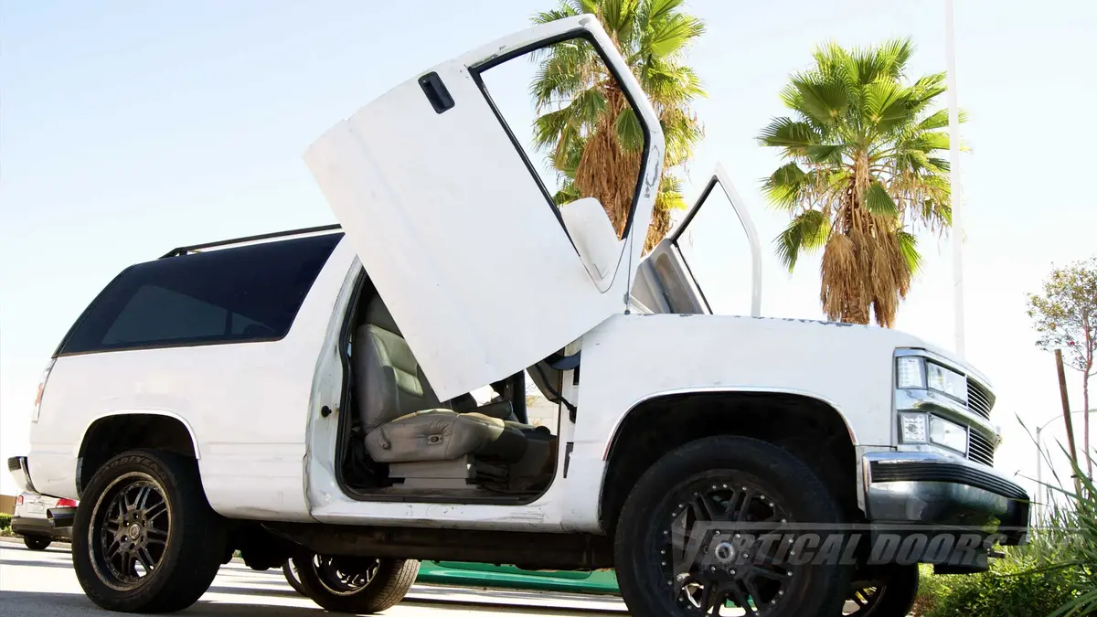 Vertical Doors Kit Compatible Chevrolet Tahoe 1995-1999 1