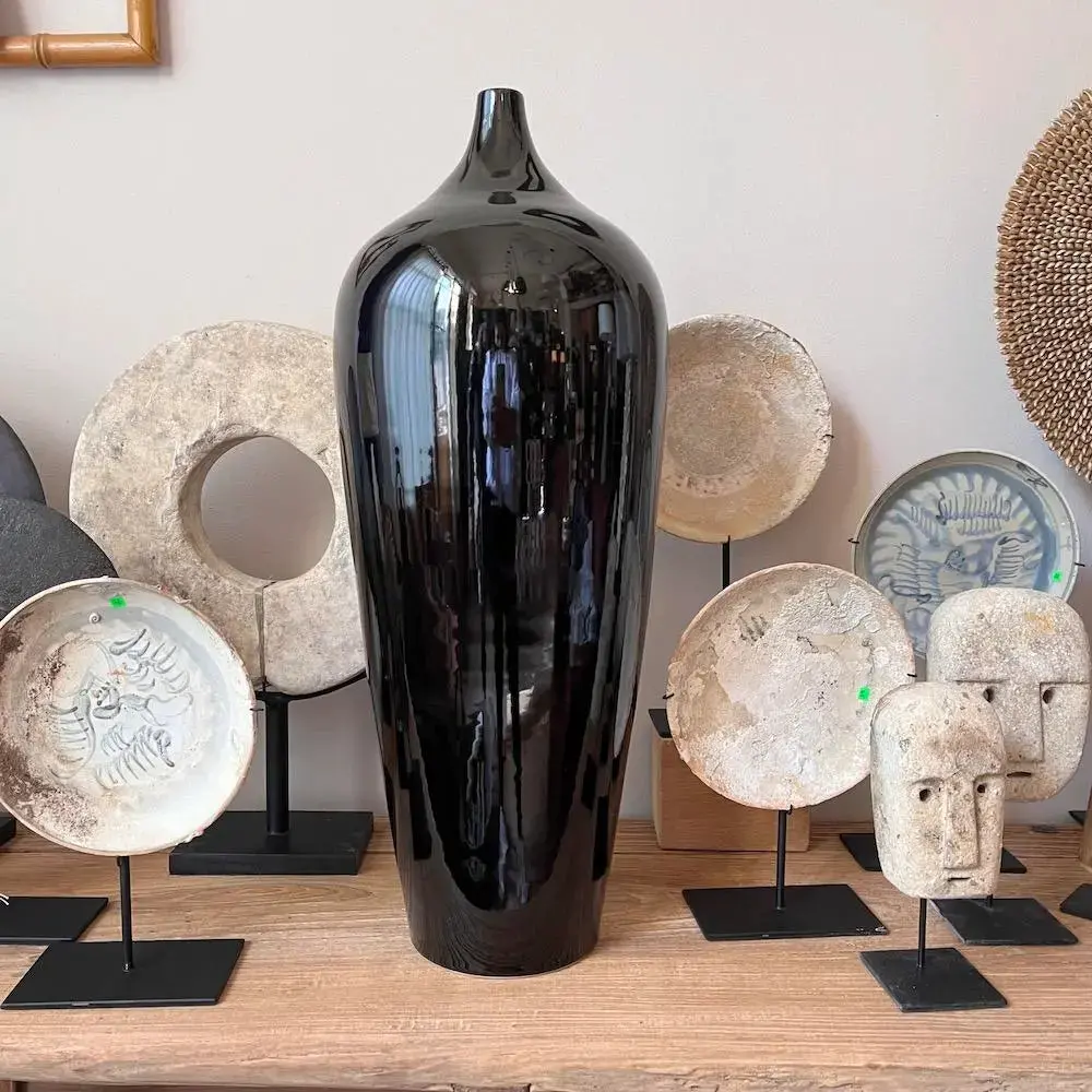 Black Imperial Vase 1