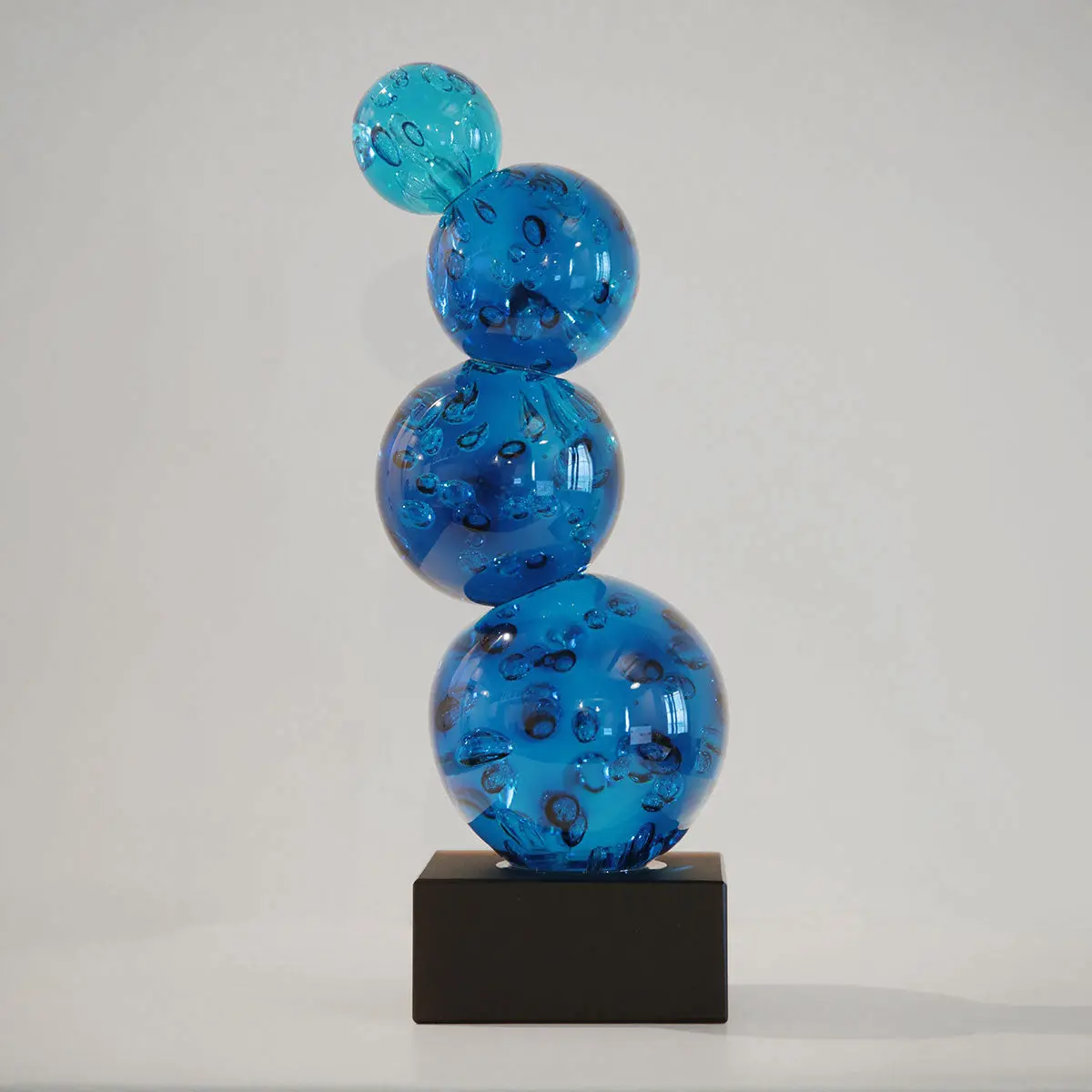 Four Spheres Blue 1