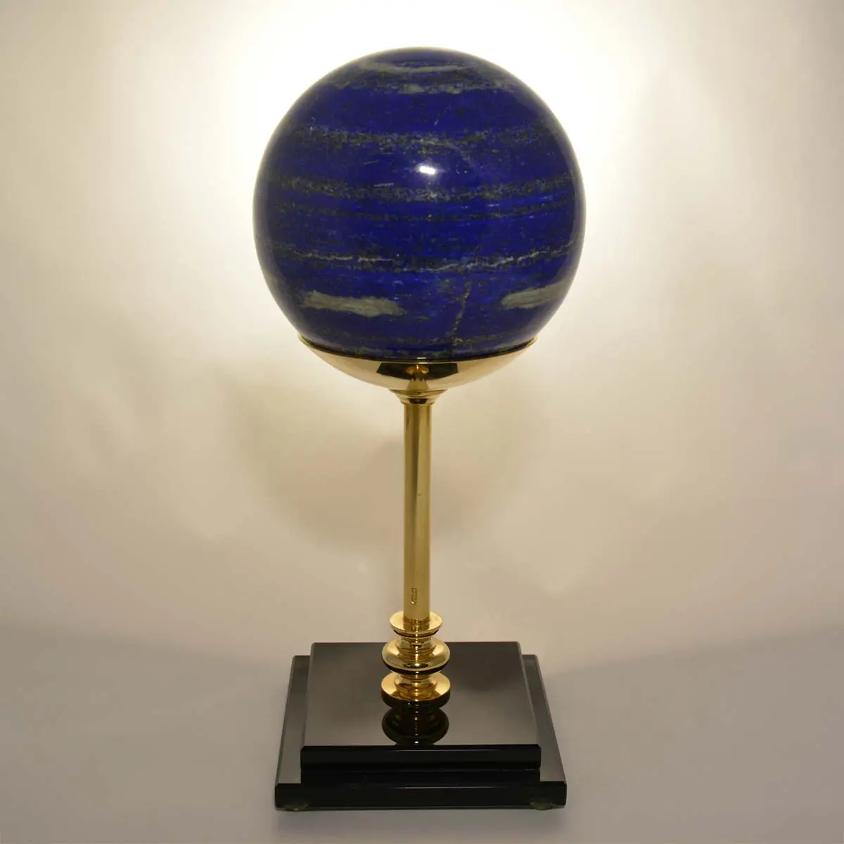 Lapislazuli Sphere 1