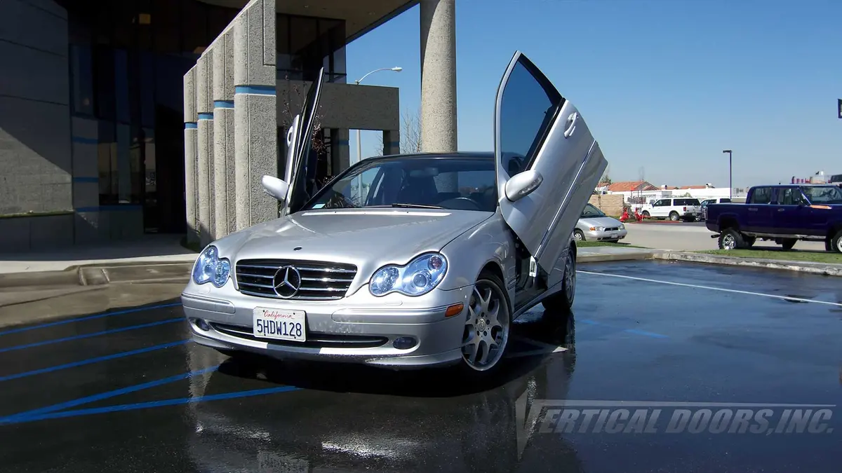 Vertical Doors Kit Compatible Mercedes Cla 2014-2017 1