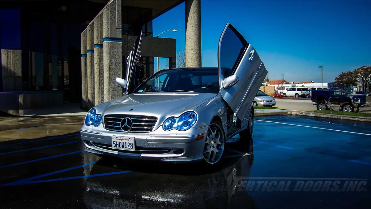 Vertical Doors Kit Compatible Mercedes C-Class 2001-2007 Special Order Kit 1