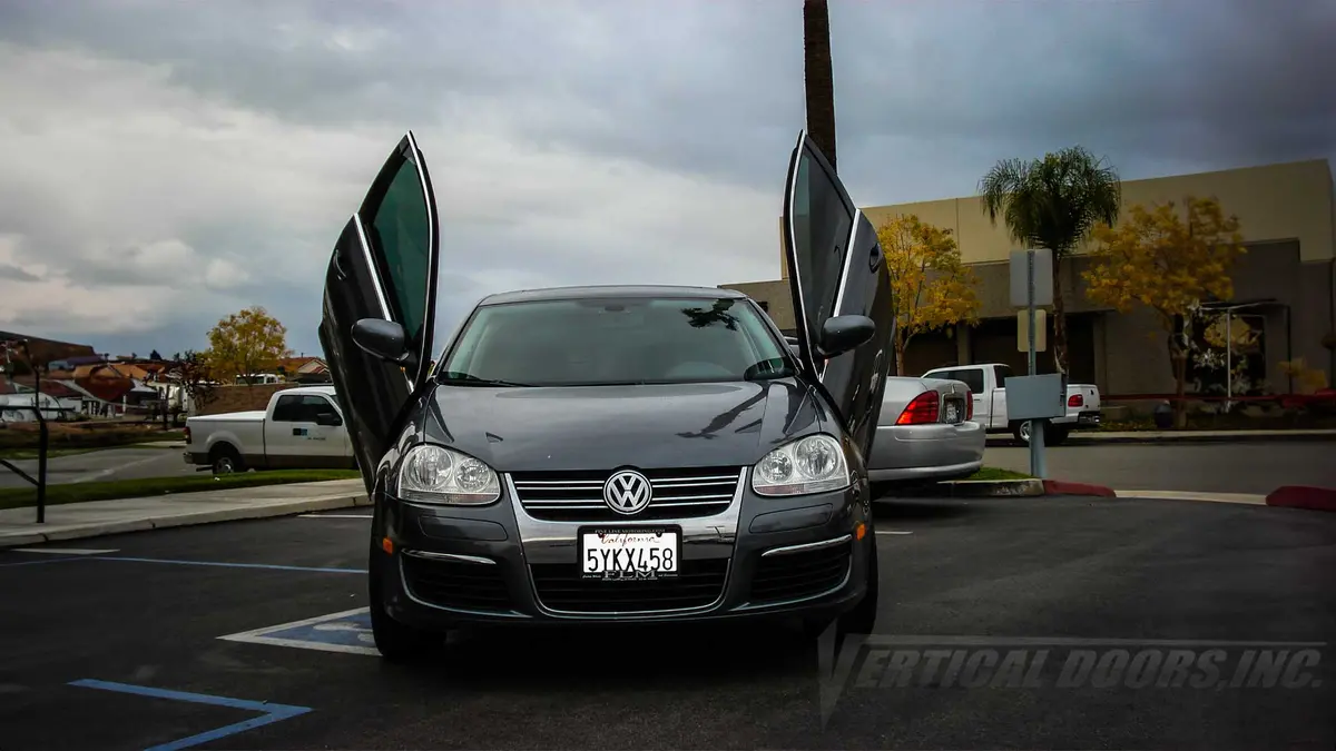 Volkswagen Jetta 2005-2008 Vertical Doors Kit -Special Order- 1
